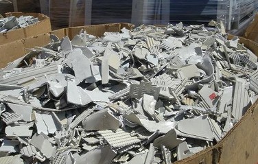 電腦廢品.jpg